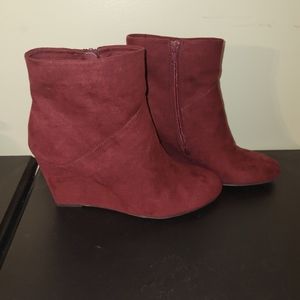 Cute Maroon Boots